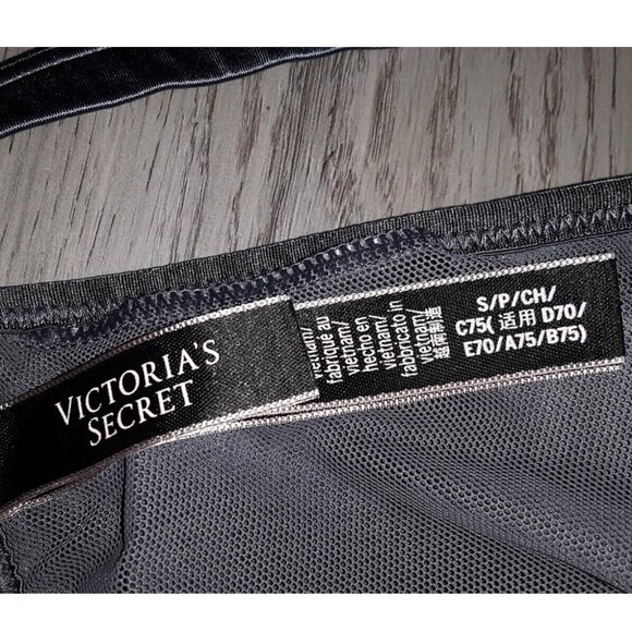 Lot of Victoria's Secret Sports Bras VS PINK Bralettes Size Extra Small / Small - Picture 8 of 14